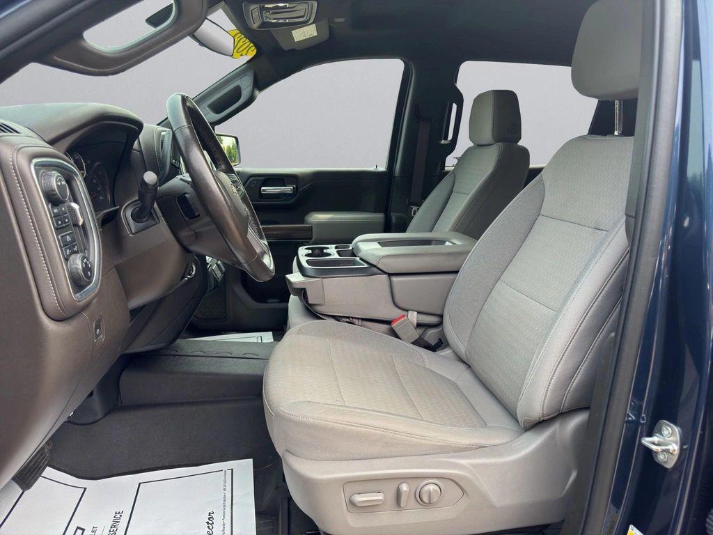 used 2022 Chevrolet Silverado 1500 car, priced at $38,995