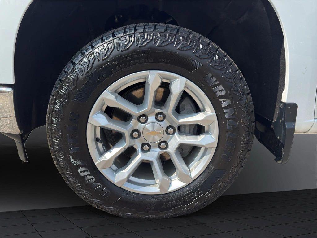 used 2023 Chevrolet Silverado 1500 car, priced at $39,995