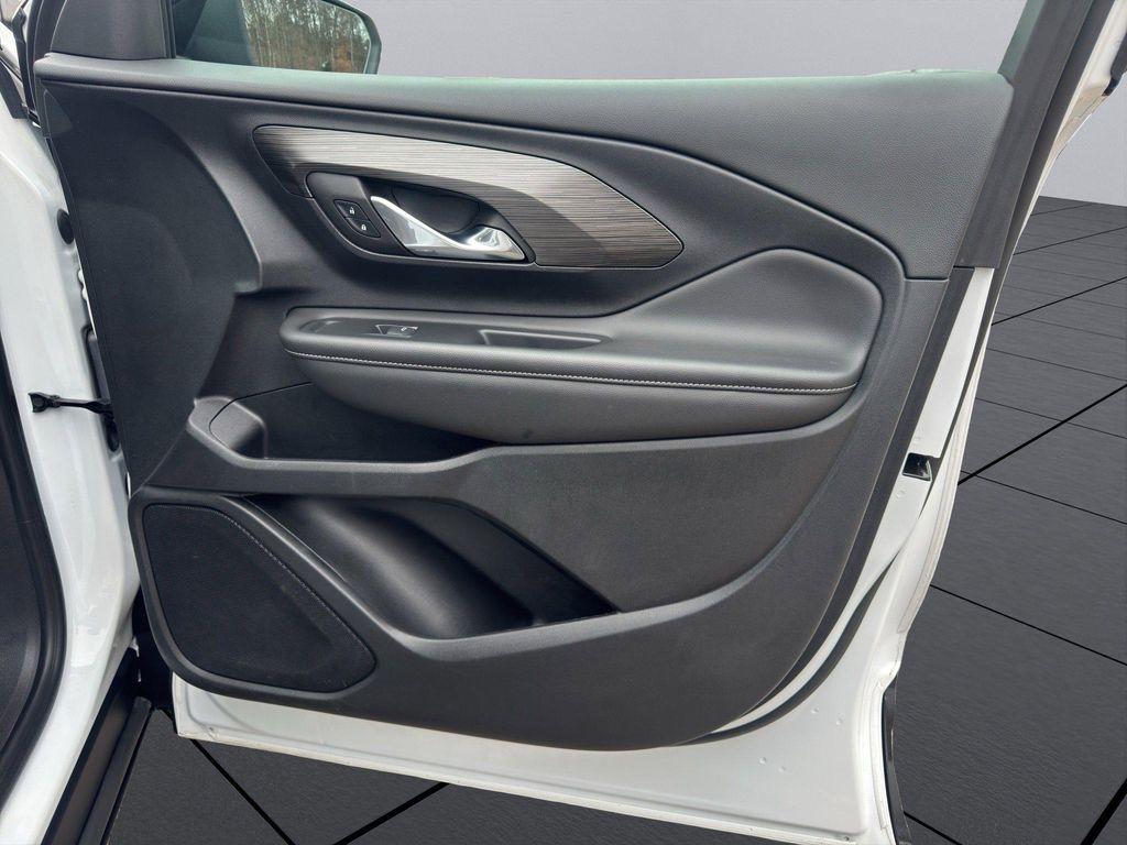 used 2023 GMC Terrain car, priced at $27,395