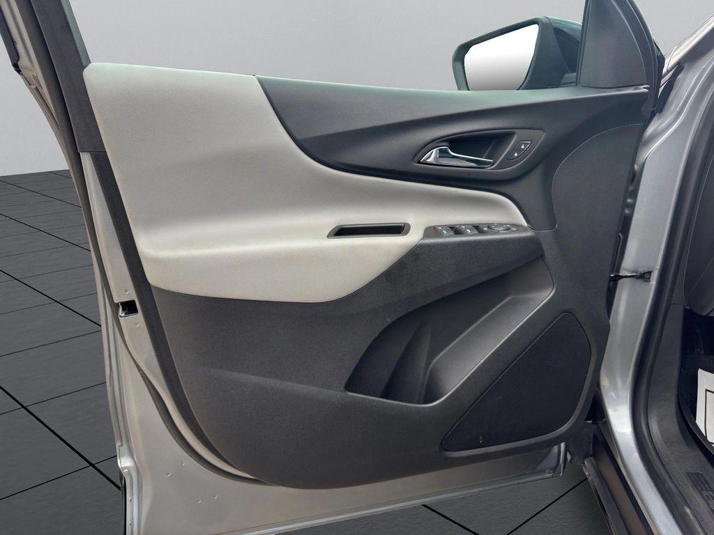 used 2023 Chevrolet Equinox car, priced at $26,495
