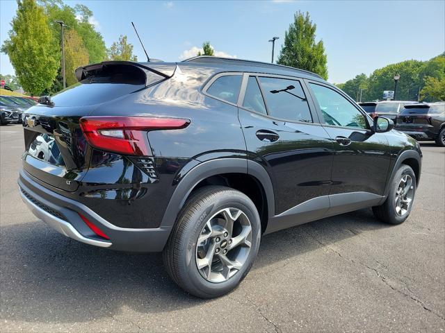 new 2025 Chevrolet Trax car, priced at $23,985