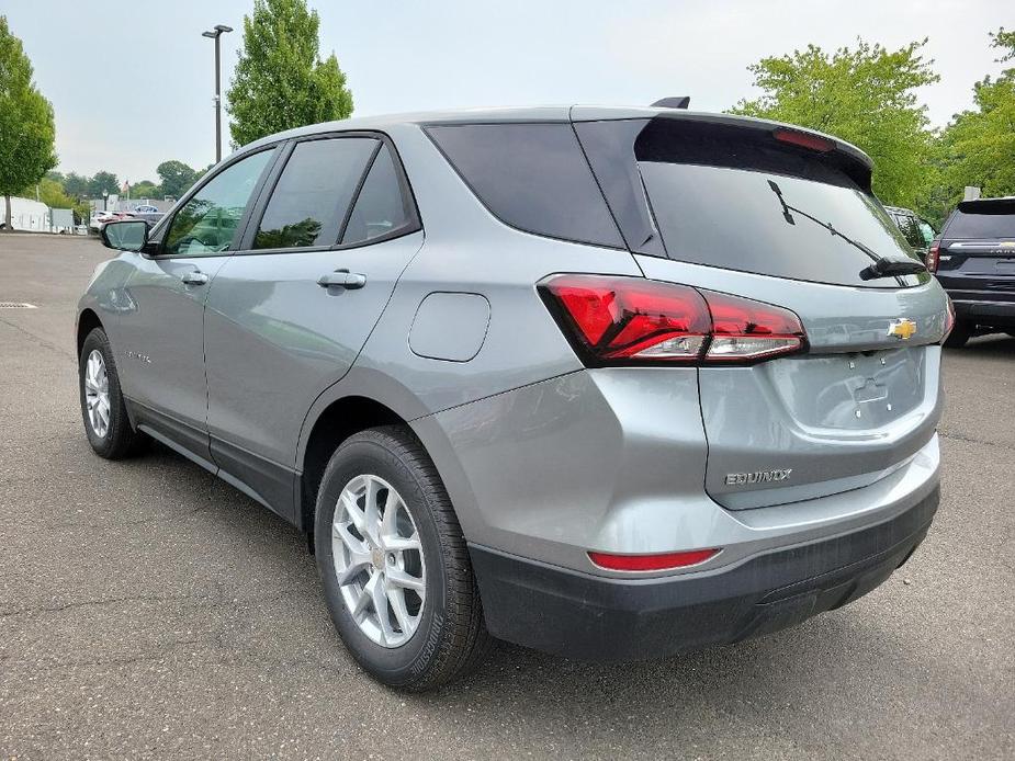 new 2024 Chevrolet Equinox car, priced at $29,180