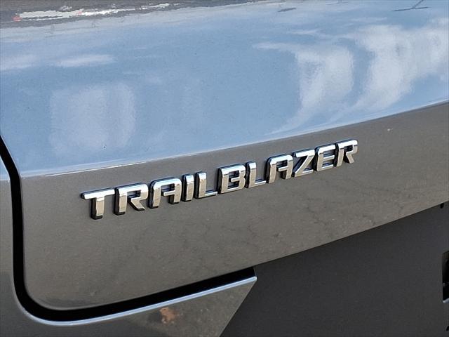 new 2025 Chevrolet TrailBlazer car, priced at $24,285