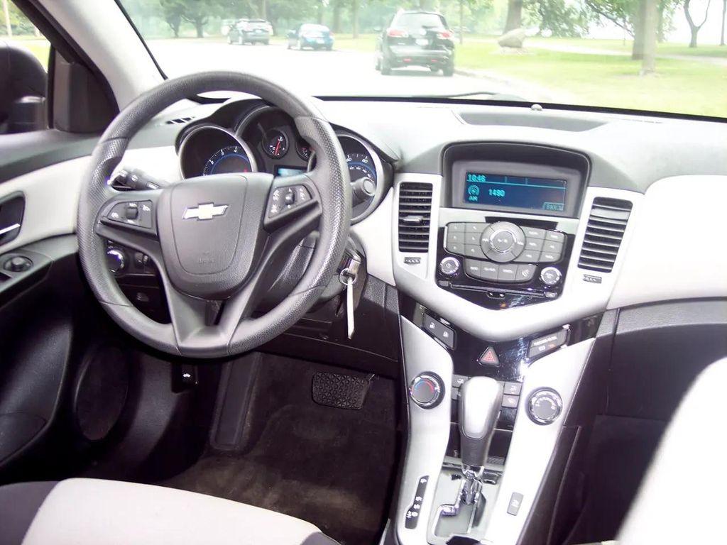 used 2014 Chevrolet Cruze car, priced at $7,650