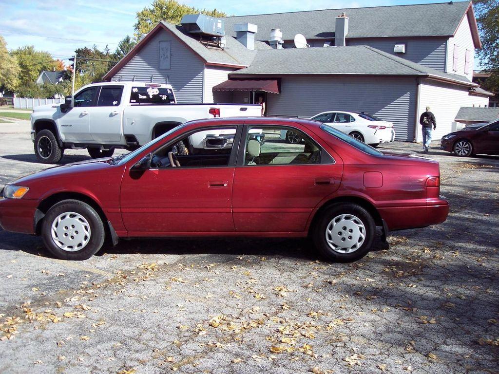 used 1998 Toyota Camry car, priced at $6,850