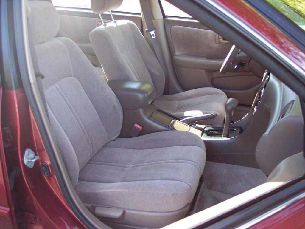 used 1998 Toyota Camry car, priced at $6,850