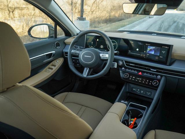 new 2025 Hyundai Sonata Hybrid car, priced at $37,335