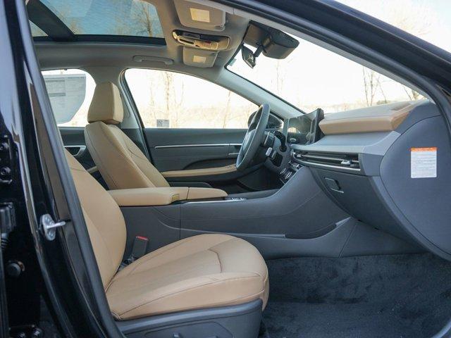 new 2025 Hyundai Sonata Hybrid car, priced at $37,335