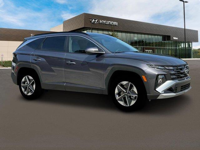 new 2025 Hyundai Tucson Hybrid car