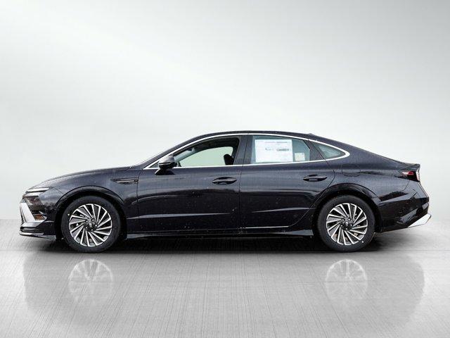 new 2025 Hyundai Sonata Hybrid car, priced at $37,399