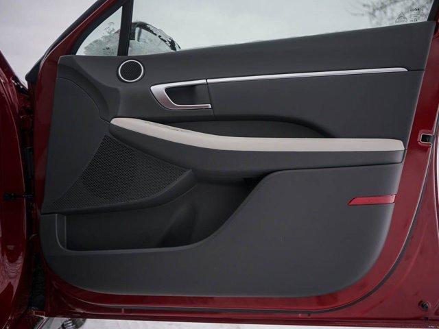 new 2025 Hyundai Sonata car, priced at $28,249