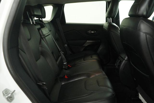 used 2019 Jeep Cherokee car, priced at $17,998