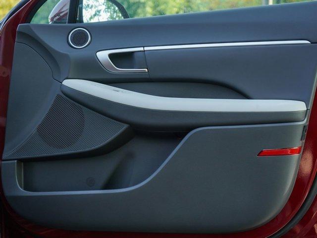 new 2025 Hyundai Sonata Hybrid car, priced at $30,468