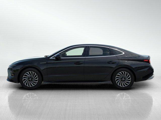 new 2025 Hyundai Sonata Hybrid car, priced at $33,070