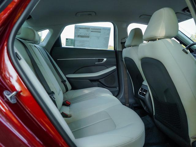 new 2025 Hyundai Sonata Hybrid car, priced at $30,468