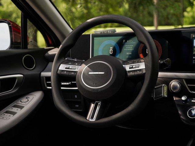 new 2025 Hyundai Sonata car, priced at $28,096