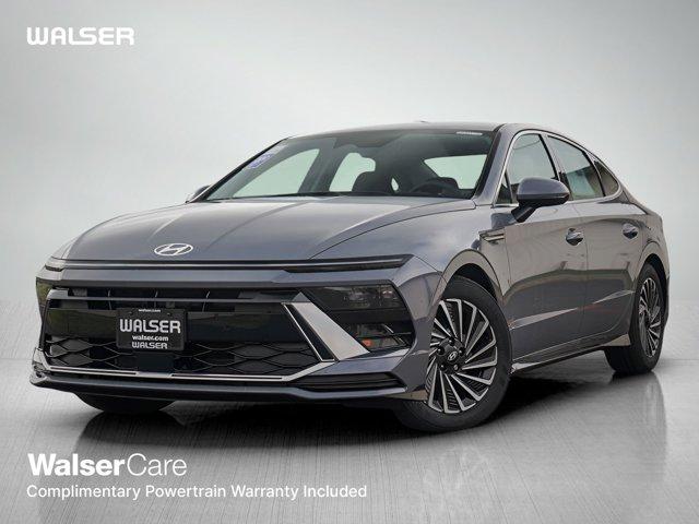 new 2025 Hyundai Sonata Hybrid car, priced at $29,868