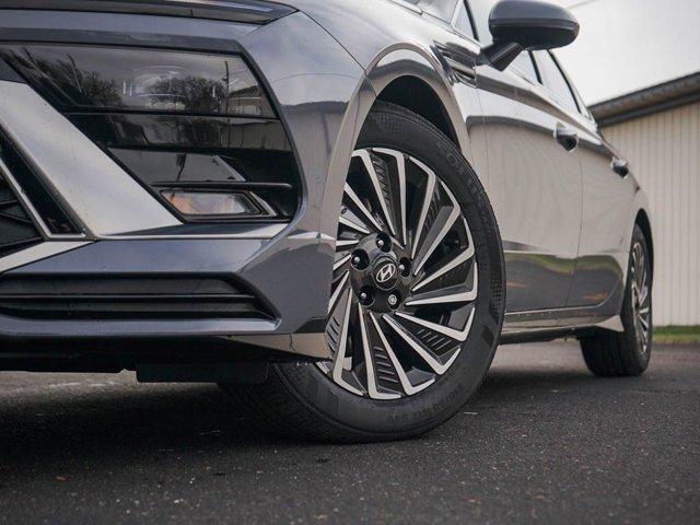 new 2025 Hyundai Sonata Hybrid car, priced at $29,868