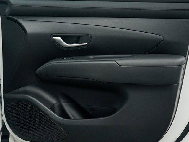 new 2025 Hyundai Tucson car, priced at $28,999