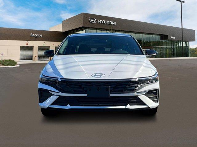 new 2025 Hyundai Elantra car