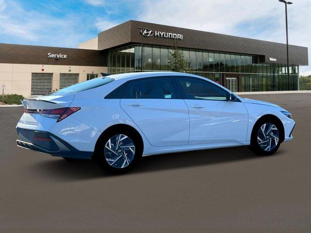 new 2025 Hyundai Elantra car