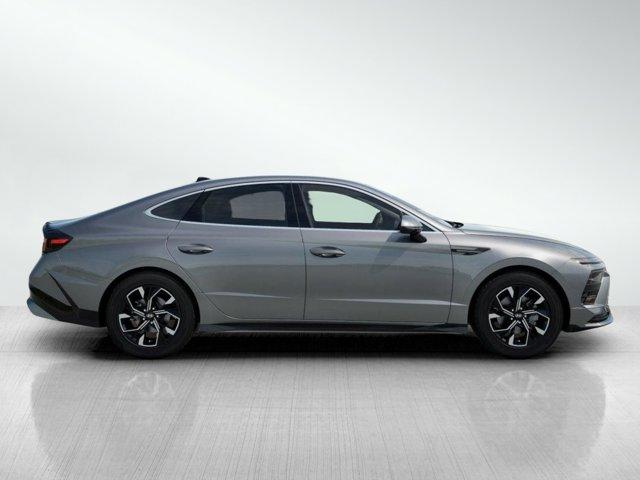 new 2025 Hyundai Sonata car, priced at $29,217