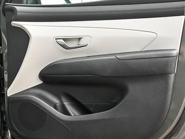 new 2026 Hyundai TUCSON Hybrid car, priced at $32,420