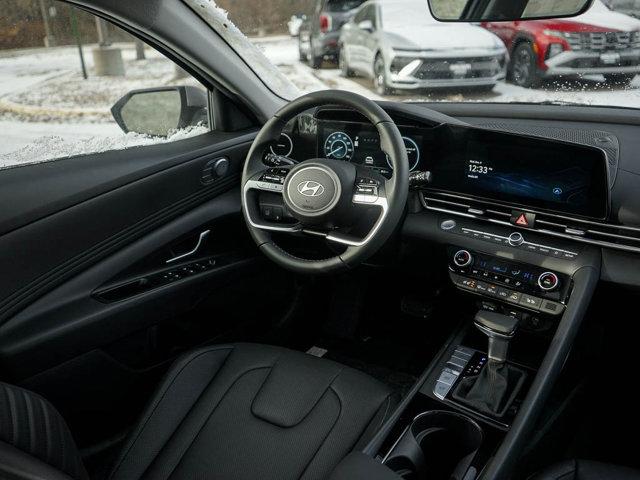 new 2025 Hyundai ELANTRA HEV car, priced at $27,200