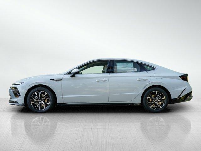 new 2025 Hyundai Sonata car, priced at $31,860