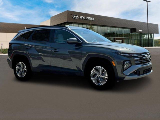 new 2025 Hyundai TUCSON Hybrid car, priced at $35,545