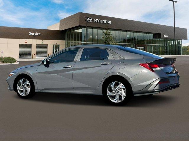 new 2025 Hyundai Elantra car