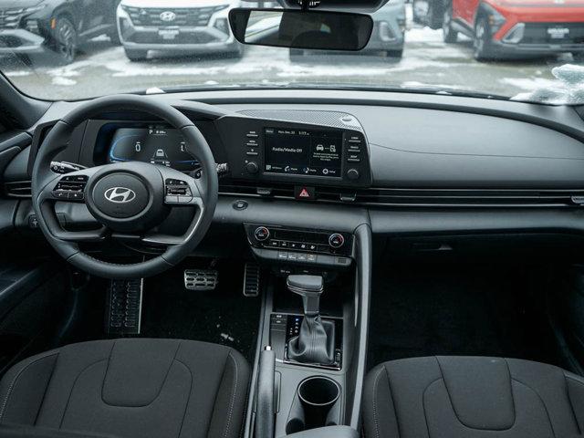 new 2025 Hyundai Elantra car
