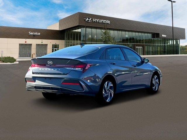 new 2025 Hyundai Elantra car
