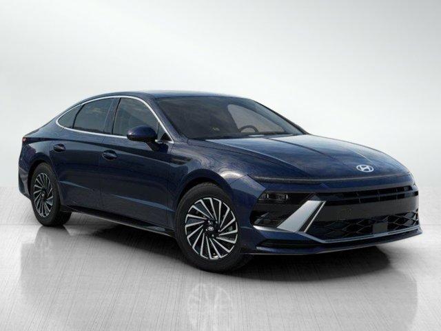 new 2025 Hyundai Sonata Hybrid car, priced at $30,954