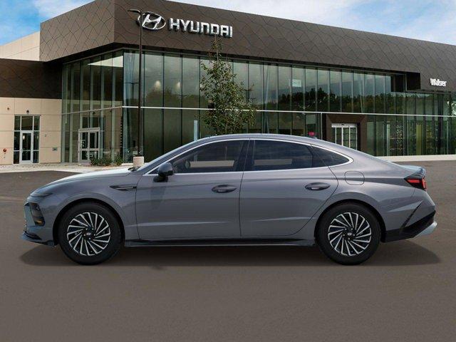 new 2025 Hyundai Sonata Hybrid car, priced at $37,699