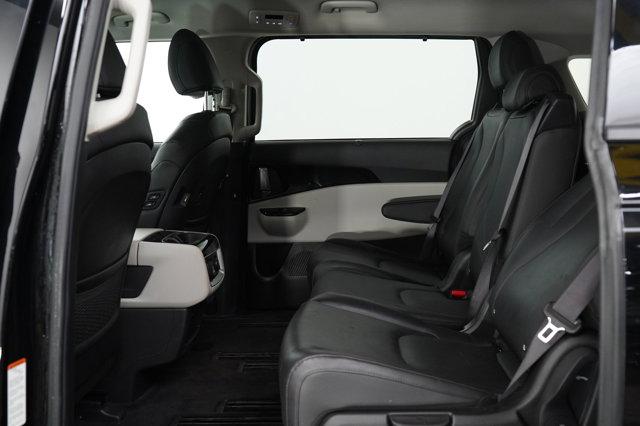 used 2022 Kia Carnival car, priced at $27,499