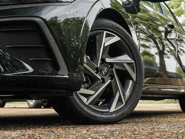 new 2025 Hyundai ELANTRA HEV car, priced at $24,900