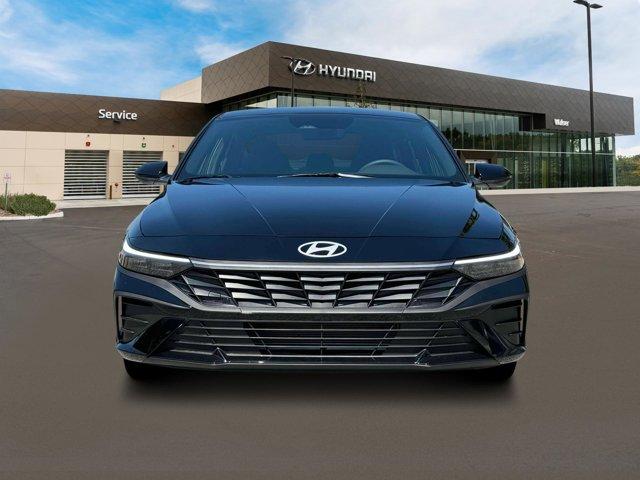 new 2025 Hyundai Elantra car