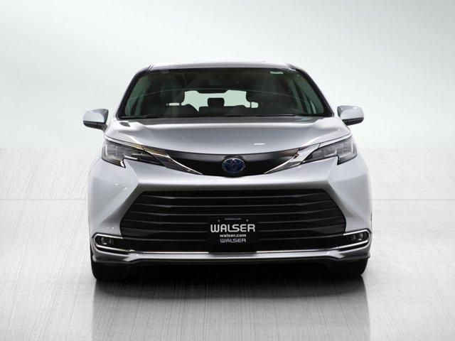 used 2022 Toyota Sienna car, priced at $38,998