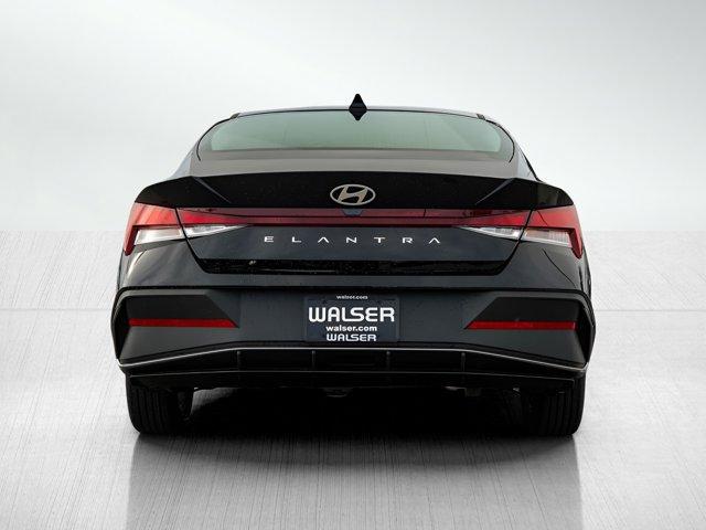 new 2025 Hyundai Elantra car, priced at $22,296