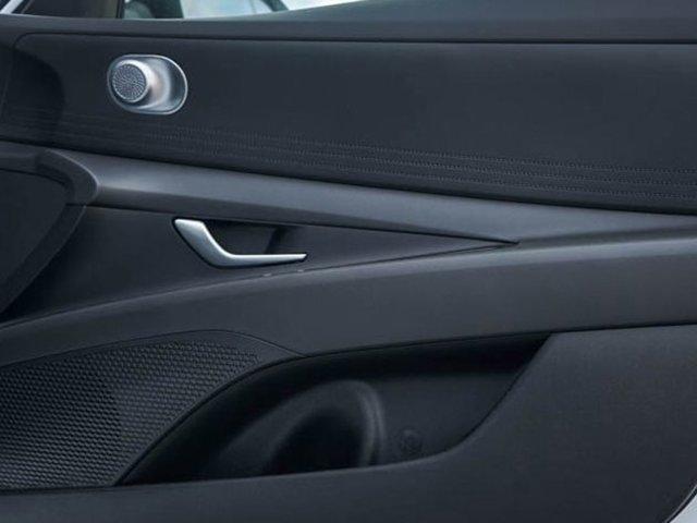 new 2025 Hyundai Elantra car, priced at $22,296