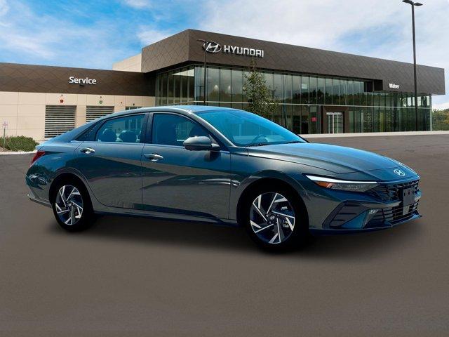new 2025 Hyundai Elantra car