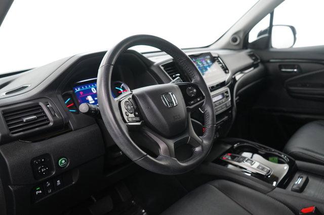 used 2022 Honda Pilot car, priced at $35,998