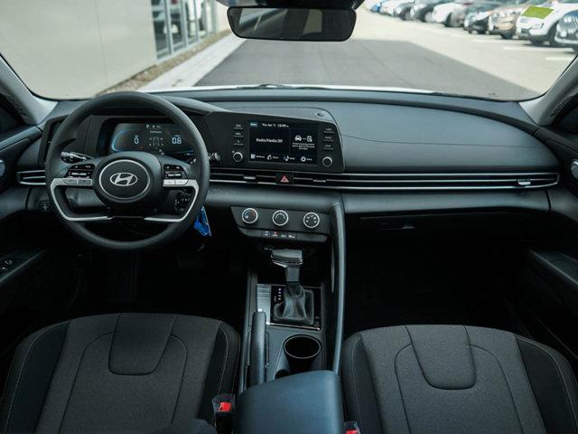 new 2025 Hyundai Elantra car