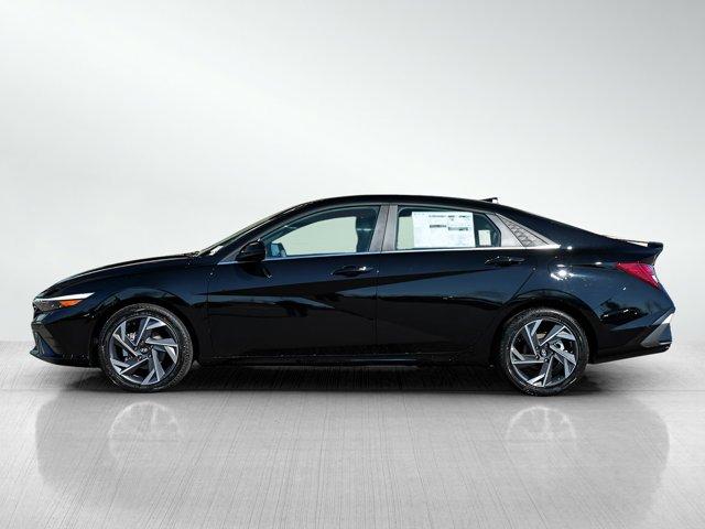 new 2025 Hyundai Elantra car, priced at $25,684