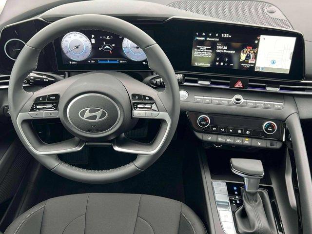 new 2025 Hyundai Elantra car, priced at $25,684