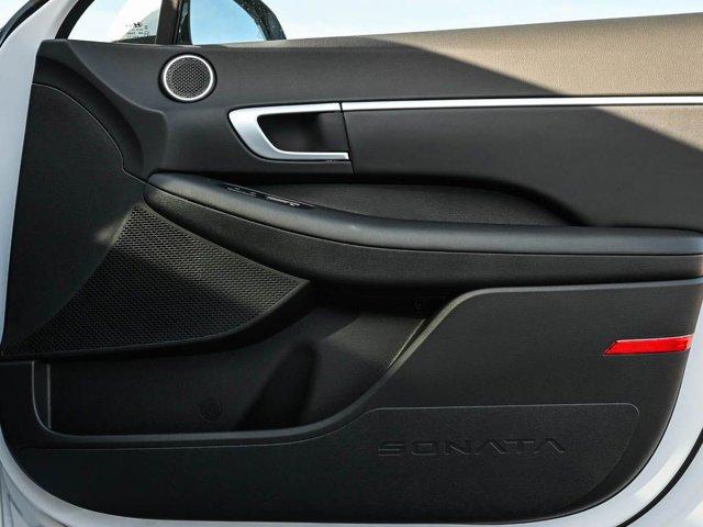 new 2026 Hyundai Sonata Hybrid car, priced at $33,905