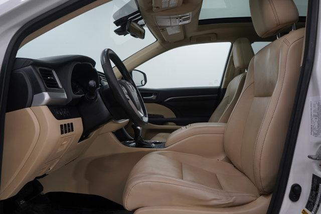 used 2015 Toyota Highlander Hybrid car, priced at $19,799