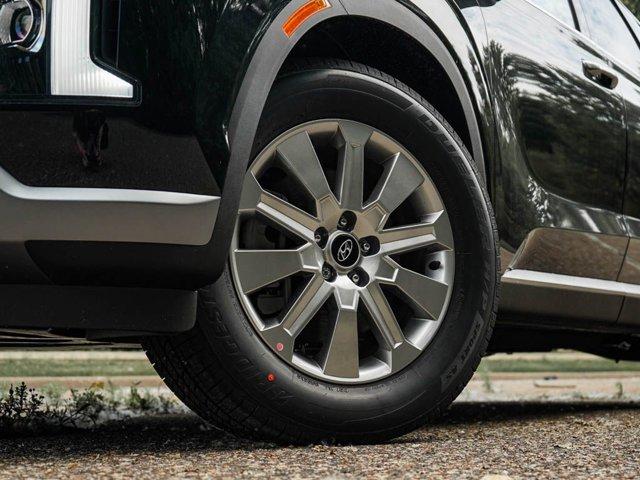 new 2025 Hyundai Palisade car, priced at $41,053