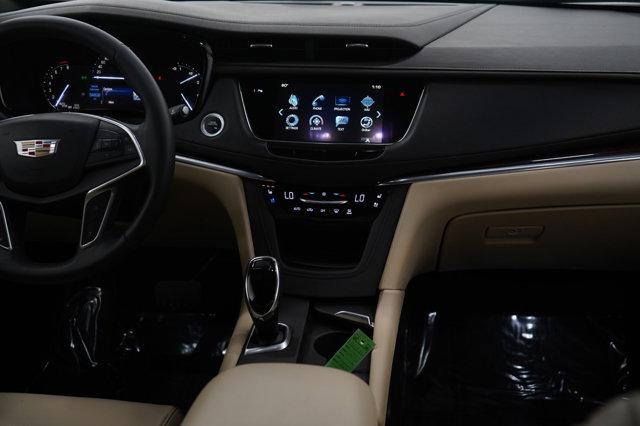 used 2017 Cadillac XT5 car, priced at $18,599